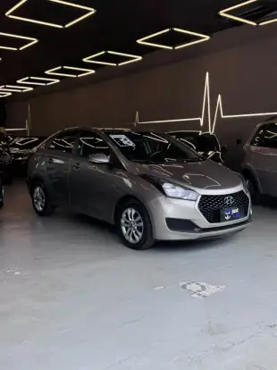 HYUNDAI-HB20S-2017