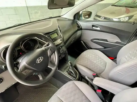 HYUNDAI-HB20S-2016
