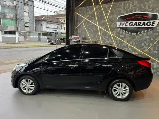HYUNDAI-HB20S-2015