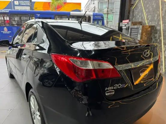 HYUNDAI-HB20S-1.6 PREMIUM 16V FLEX 4P AUTOMÁTICO HYUNDAI-HB20S-2015