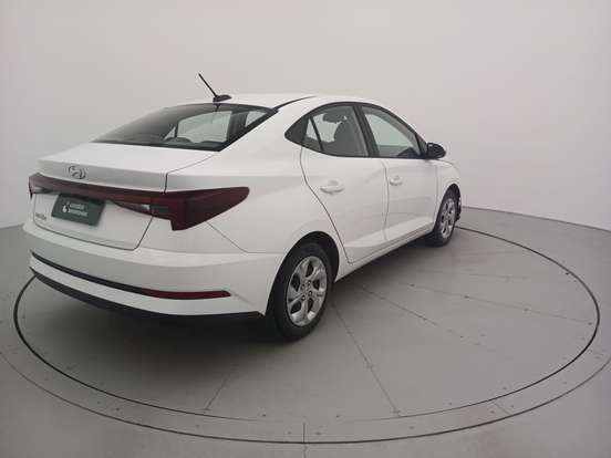 HYUNDAI-HB20S-2025