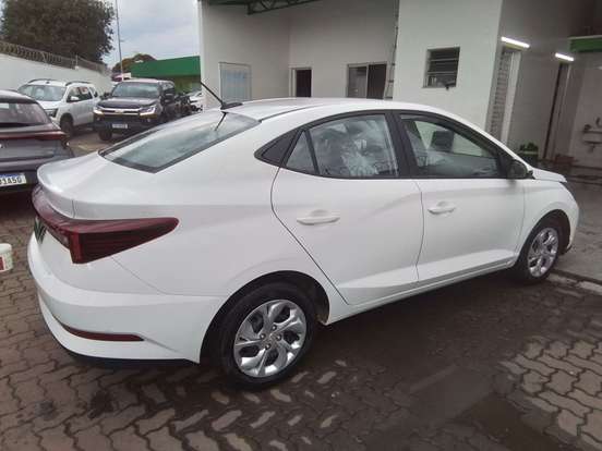 HYUNDAI-HB20S-1.0 12V FLEX COMFORT MANUAL HYUNDAI-HB20S-2025
