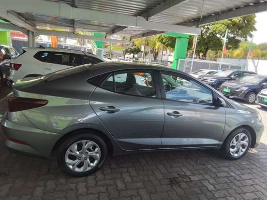 HYUNDAI-HB20S-2025