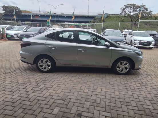 HYUNDAI-HB20S-2025
