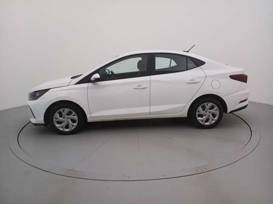 HYUNDAI-HB20S-2025