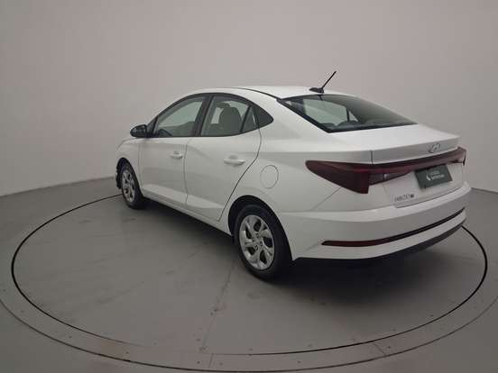 HYUNDAI-HB20S-2024