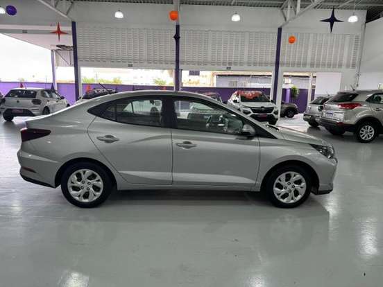 HYUNDAI-HB20S-2024