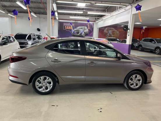 HYUNDAI-HB20S-2024