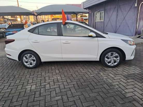 HYUNDAI-HB20S-1.0 12V FLEX COMFORT PLUS MANUAL HYUNDAI-HB20S-2024