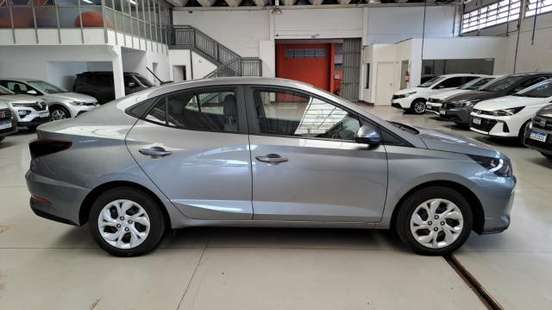 HYUNDAI-HB20S-2024
