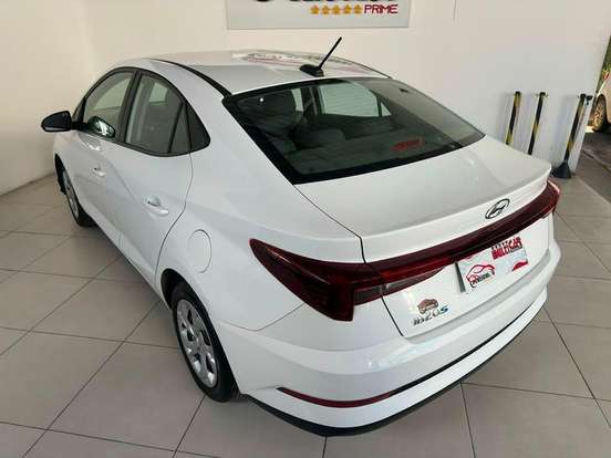 HYUNDAI-HB20S-2024