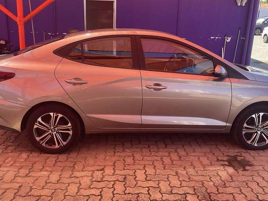 HYUNDAI-HB20S-1.0 12V FLEX COMFORT PLUS MANUAL HYUNDAI-HB20S-2024