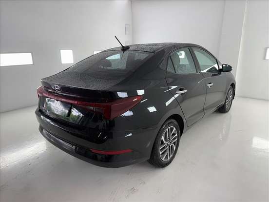 HYUNDAI-HB20S-2024