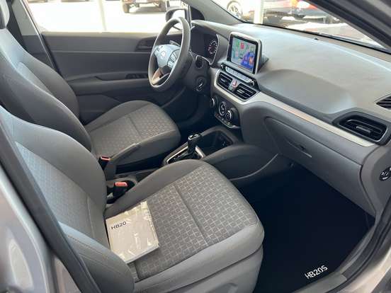 HYUNDAI-HB20S-2025