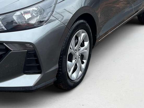 HYUNDAI-HB20S-2025