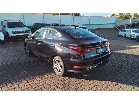 HYUNDAI-HB20S-2025