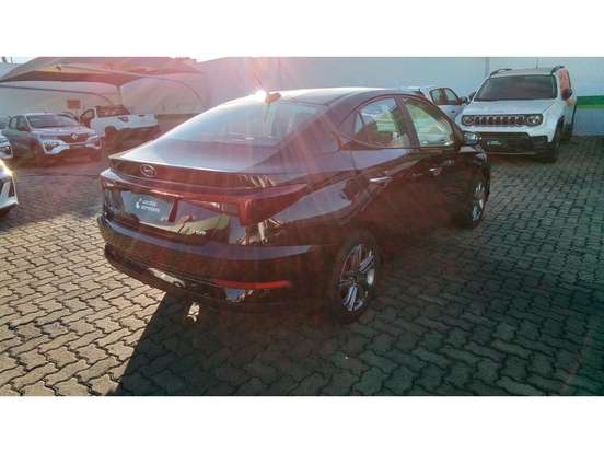 HYUNDAI-HB20S-2025