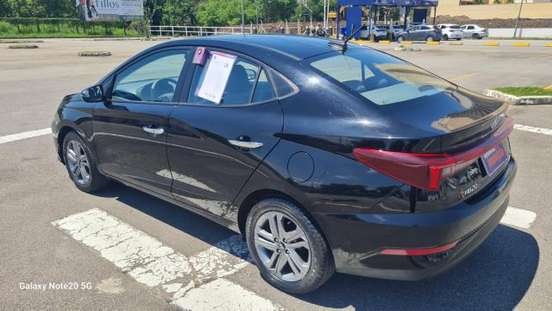 HYUNDAI-HB20S-1.0 TGDI FLEX LIMITED AUTOMÁTICO HYUNDAI-HB20S-2025