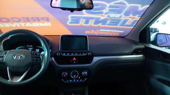 HYUNDAI-HB20S-2025