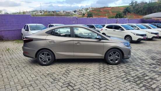 HYUNDAI-HB20S-2025