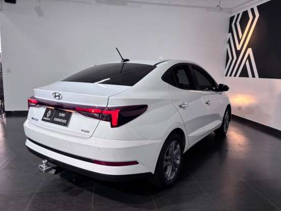HYUNDAI-HB20S-2025