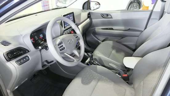 HYUNDAI-HB20S-2025