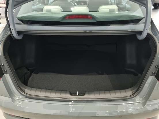 HYUNDAI-HB20S-2025