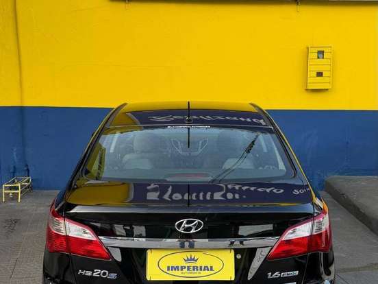 HYUNDAI-HB20S-1.6 COMFORT PLUS 16V FLEX 4P AUTOMÁTICO HYUNDAI-HB20S-2015