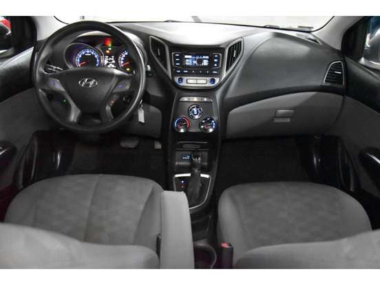 HYUNDAI-HB20S-2015