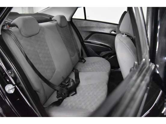 HYUNDAI-HB20S-2015
