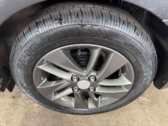 HYUNDAI-HB20S-2014