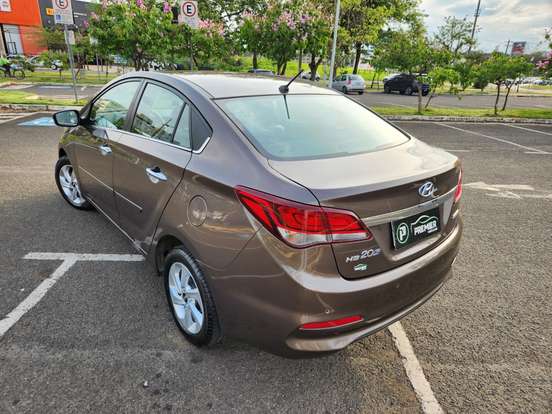 HYUNDAI-HB20S-1.6 PREMIUM 16V FLEX 4P AUTOMÁTICO HYUNDAI-HB20S-2017
