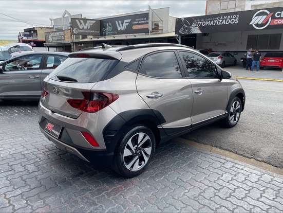 HYUNDAI-HB20X-2021