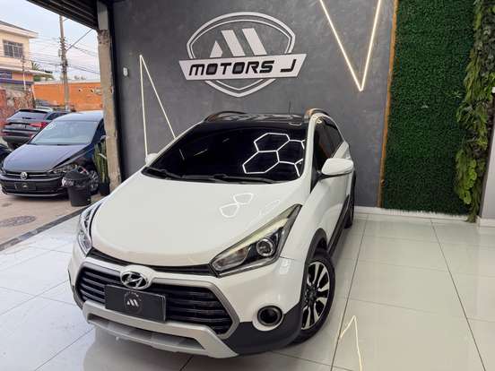 HYUNDAI-HB20X-1.6 16V PREMIUM FLEX 4P AUTOMÁTICO HYUNDAI-HB20X-2016