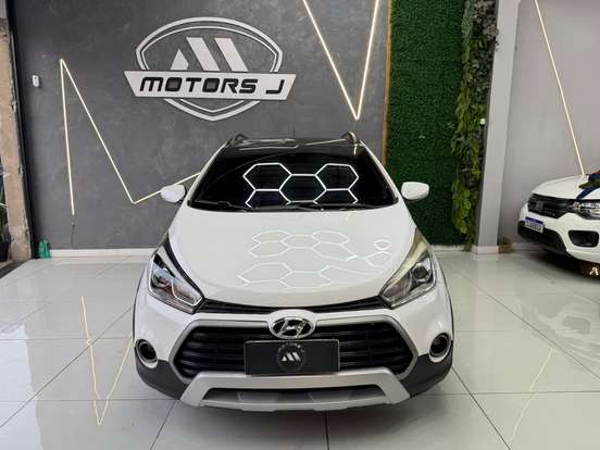 HYUNDAI-HB20X-1.6 16V PREMIUM FLEX 4P AUTOMÁTICO HYUNDAI-HB20X-2016