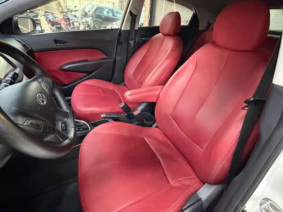HYUNDAI-HB20X-1.6 16V PREMIUM FLEX 4P AUTOMÁTICO HYUNDAI-HB20X-2016