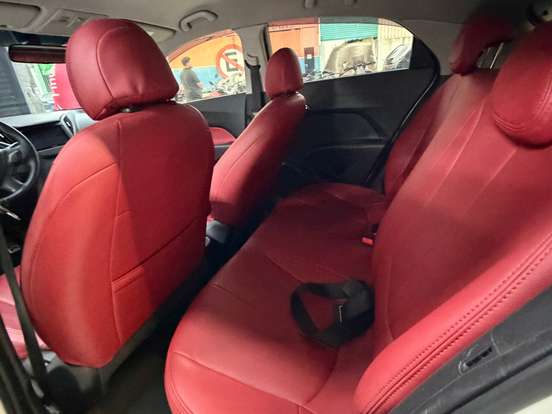 HYUNDAI-HB20X-1.6 16V PREMIUM FLEX 4P AUTOMÁTICO HYUNDAI-HB20X-2016