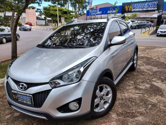 HYUNDAI HB20X 1.6 16V STYLE FLEX 4P AUTOMÁTICO