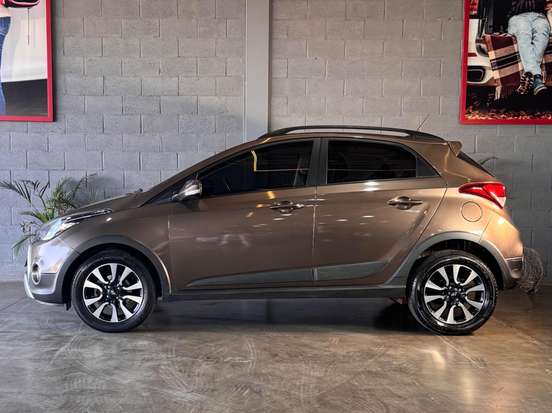 HYUNDAI-HB20X-1.6 16V STYLE FLEX 4P AUTOMÁTICO HYUNDAI-HB20X-2018