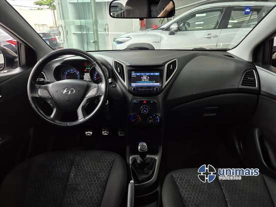HYUNDAI-HB20X-2018