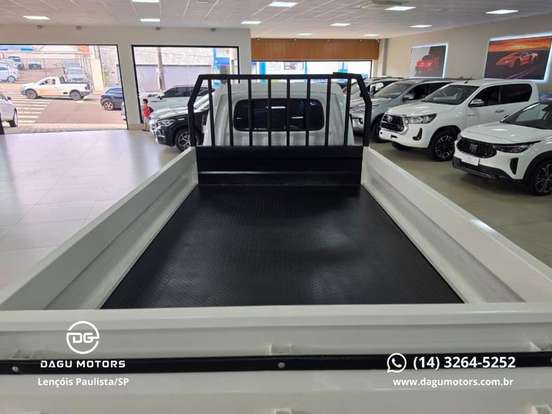HYUNDAI-HR-2.5 LONGO SEM CAÇAMBA 4X2 16V 130CV TURBO INTERCOOLER DIESEL 2P MANUAL HYUNDAI-HR-2017