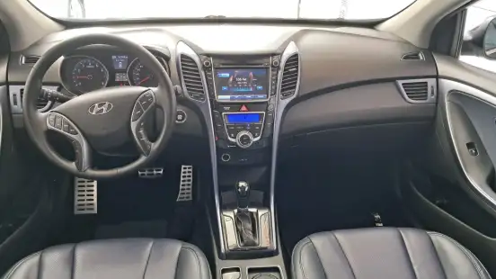 HYUNDAI-I30-2012