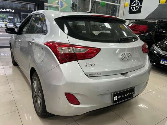 HYUNDAI-I30-2015