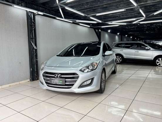 HYUNDAI-I30-1.8 MPI 16V GASOLINA 4P AUTOMATICO HYUNDAI-I30-2015