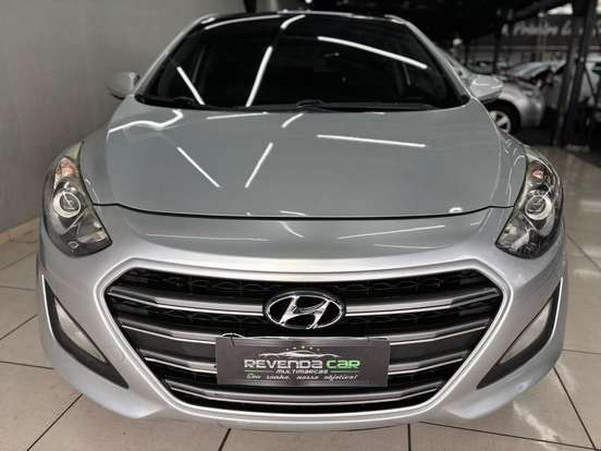 HYUNDAI-I30-1.8 MPI 16V GASOLINA 4P AUTOMATICO HYUNDAI-I30-2015