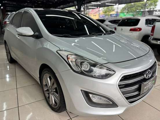 HYUNDAI-I30-1.8 MPI 16V GASOLINA 4P AUTOMATICO HYUNDAI-I30-2015