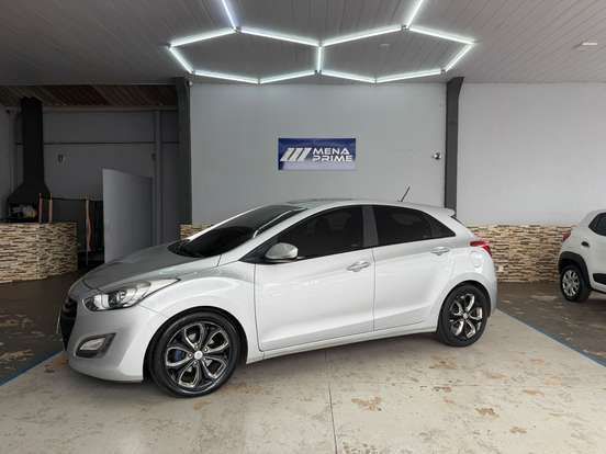 HYUNDAI-I30-1.8 MPI 16V GASOLINA 4P AUTOMATICO HYUNDAI-I30-2013