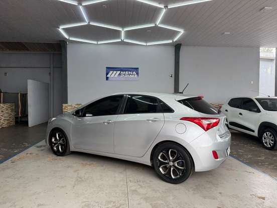 HYUNDAI-I30-2013