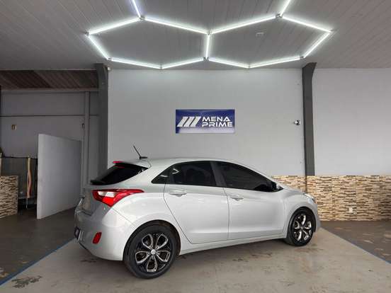 HYUNDAI-I30-2013