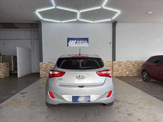 HYUNDAI-I30-2013